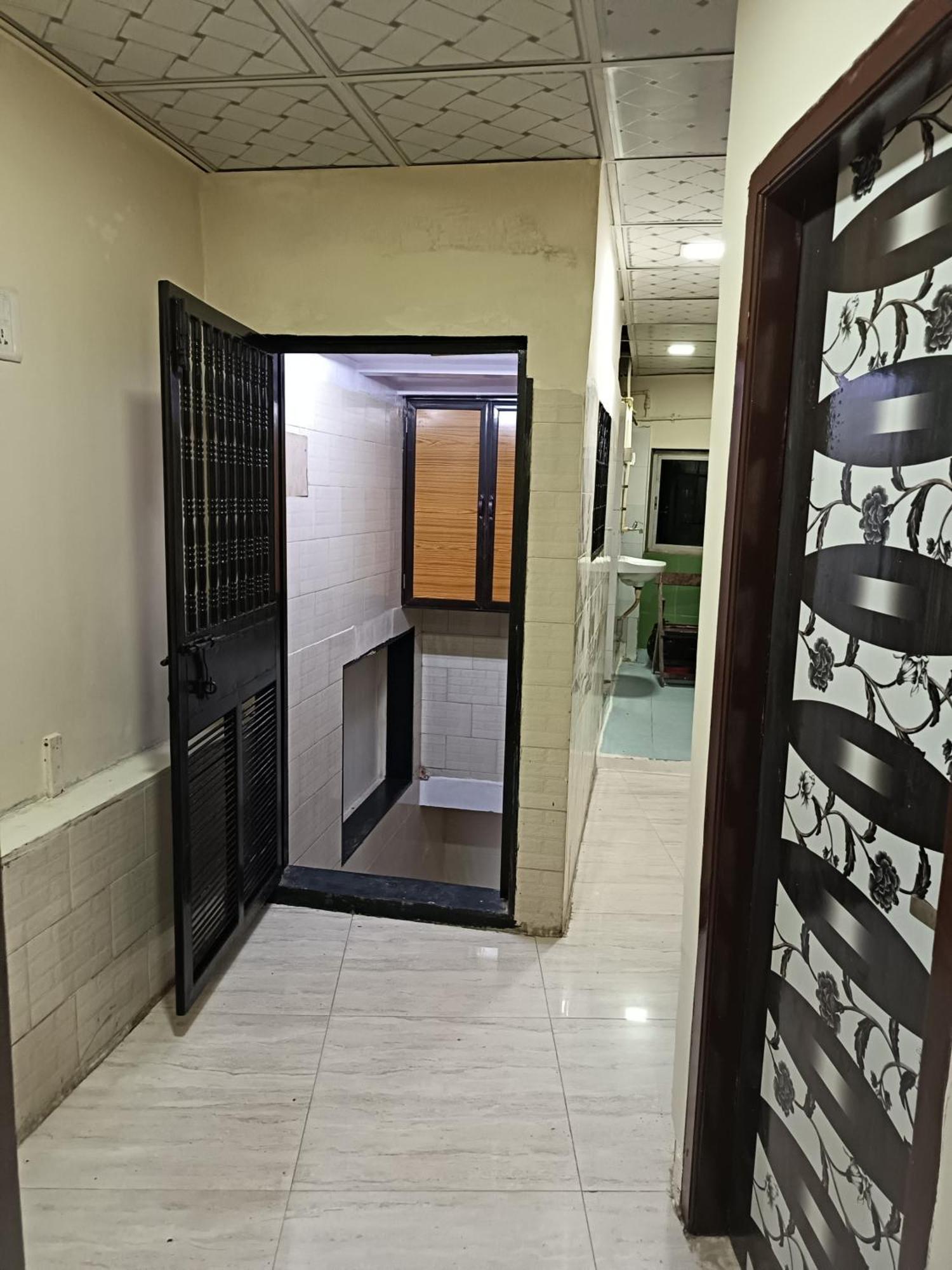 Hotel Urban Comfort Мумбай Екстериор снимка
